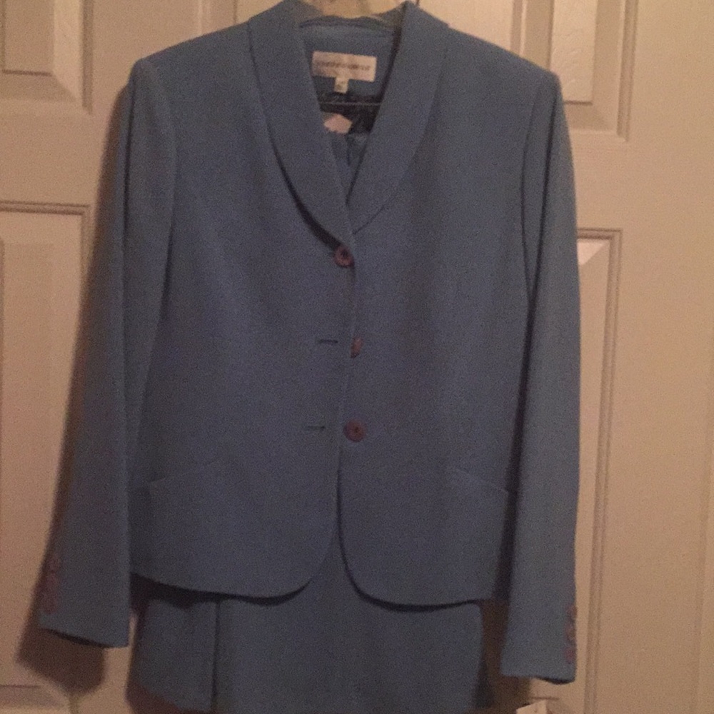 2pc skirt suit by Jones New York